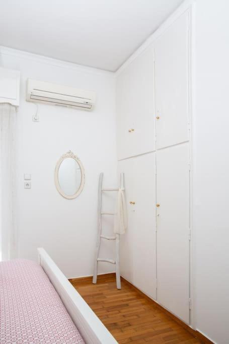 Cosy Apartment With Acropolis View Athena Bagian luar foto