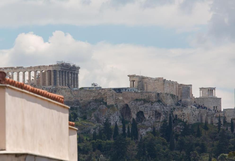 Cosy Apartment With Acropolis View Athena Bagian luar foto